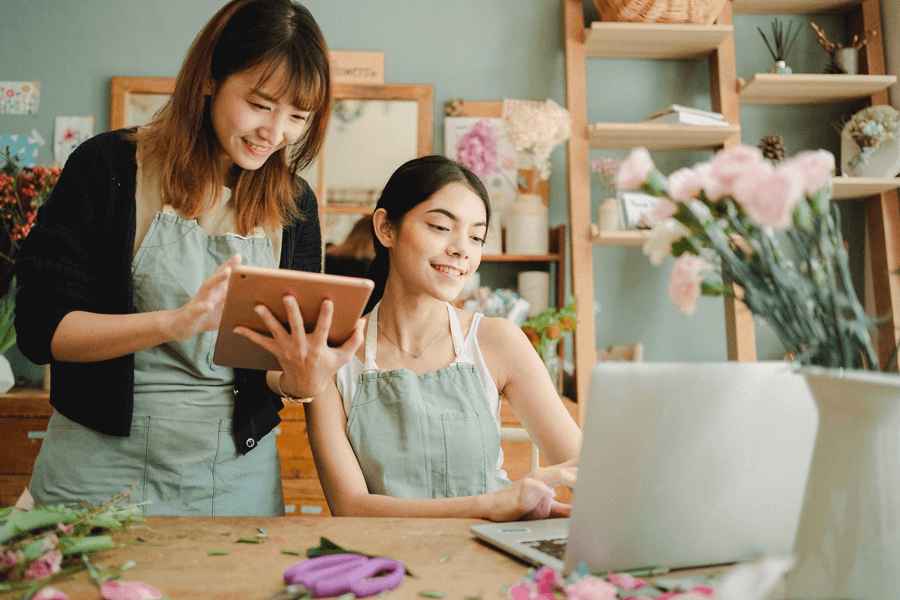 How Small and Medium Businesses Benefit from Data Analytics? 